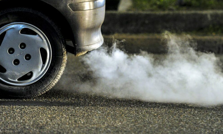نحوه رفع دود سفید اگزوز خودرو چگونه است؟